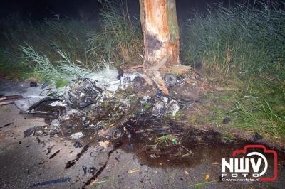 Zeer ernstig eenzijdig ongeval op Zuiderzeestraatweg N308 bij Elburg: 19-jarige automobilist uit Oldebroek overleden. - © NWVFoto.nl